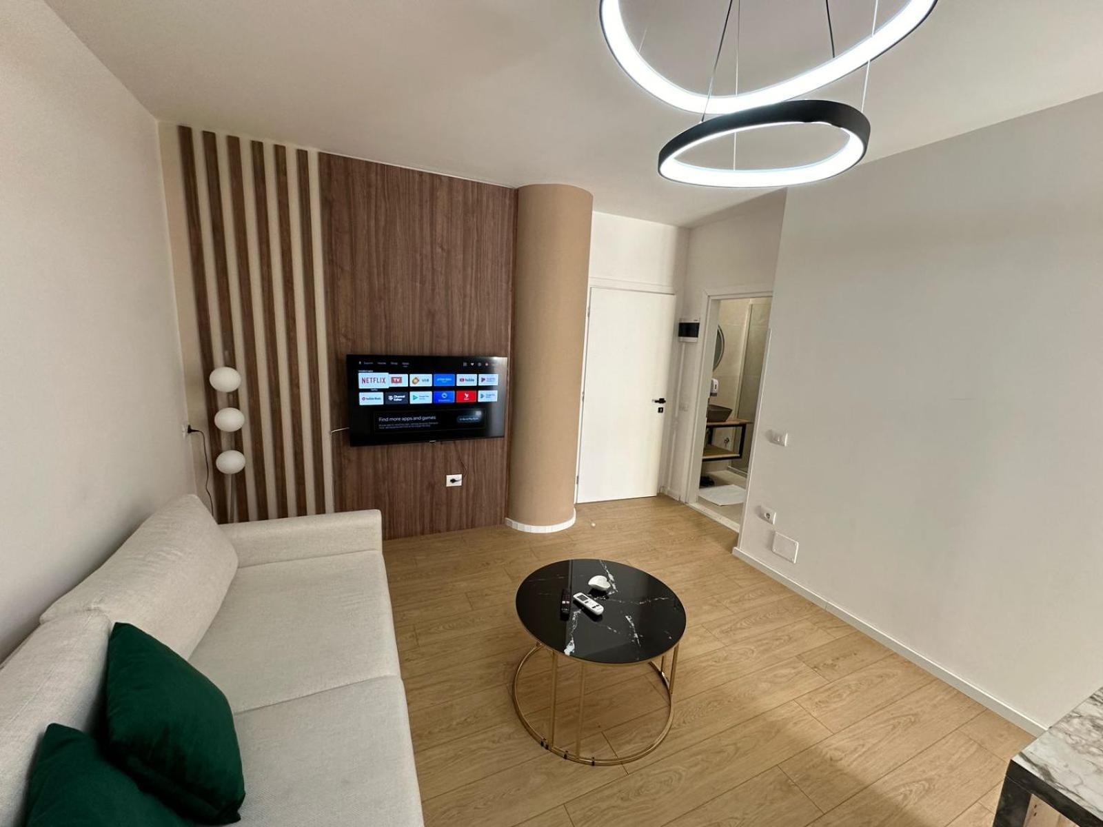 Cani Apartamento Tirana